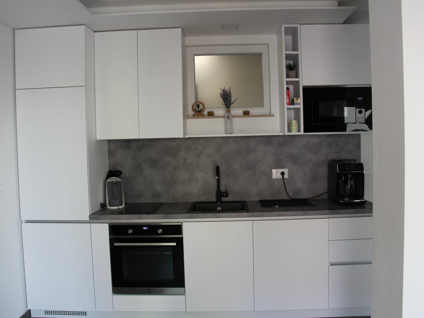 One of the two fully equipped kitchens